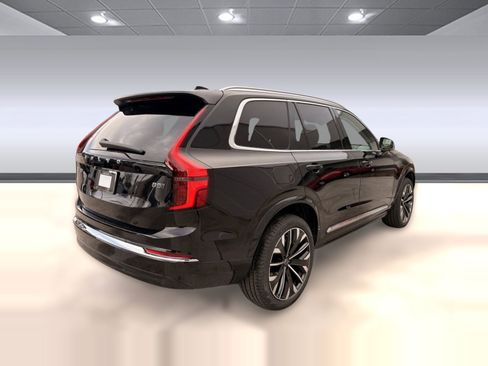 New 2026 Volvo XC90 B5 Ultra image 9