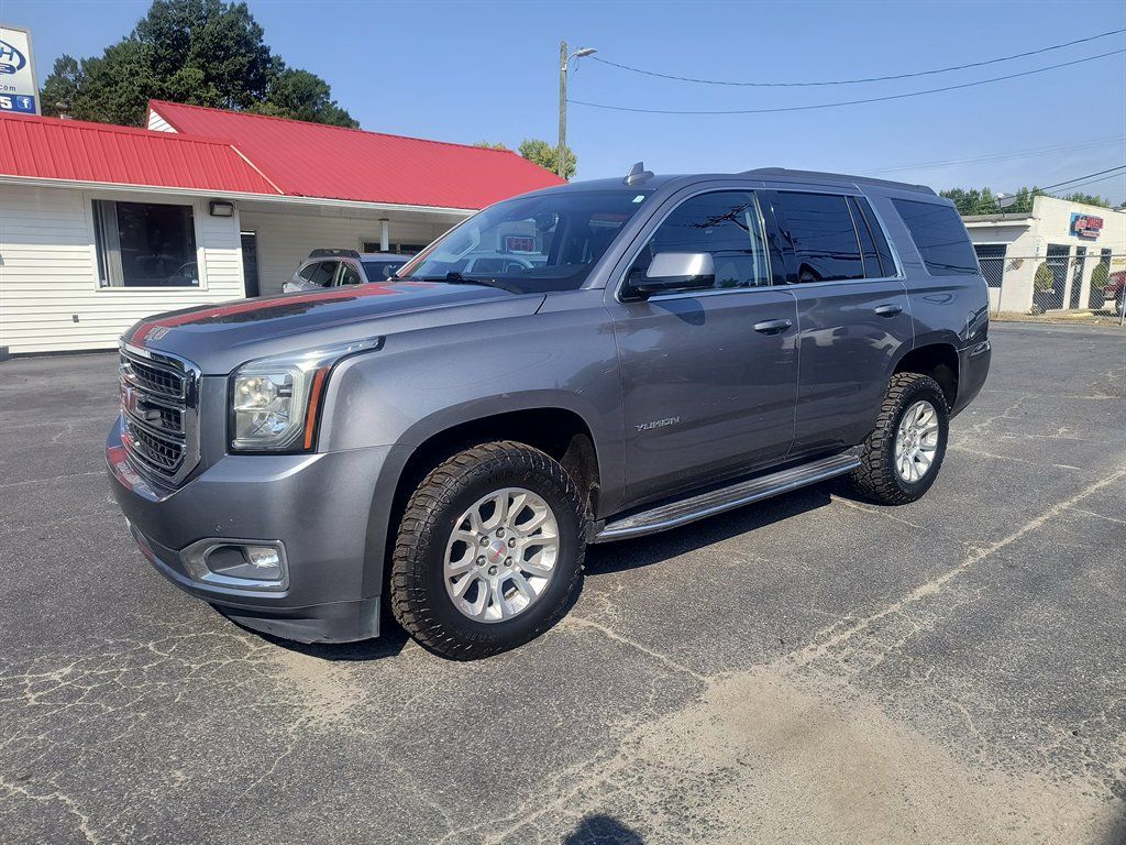 Used 2020 GMC Yukon SLT AWD/4WD image 1