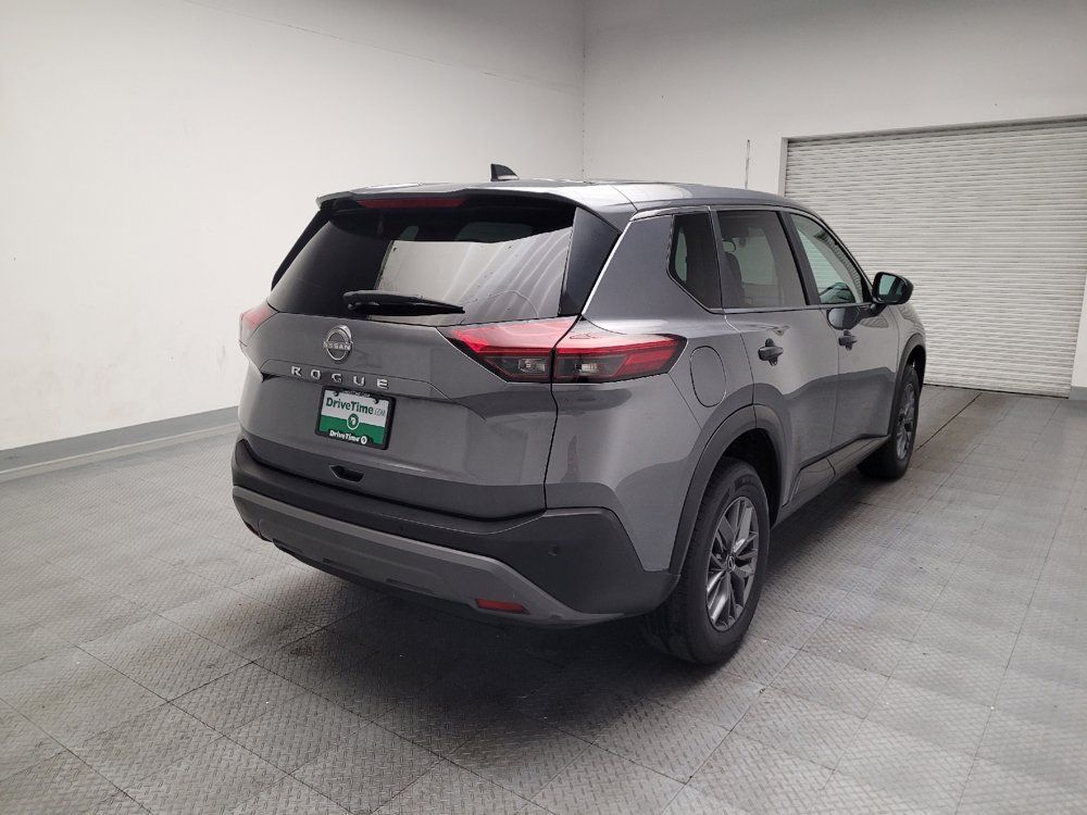 Used 2023 Nissan Rogue S FWD image 9
