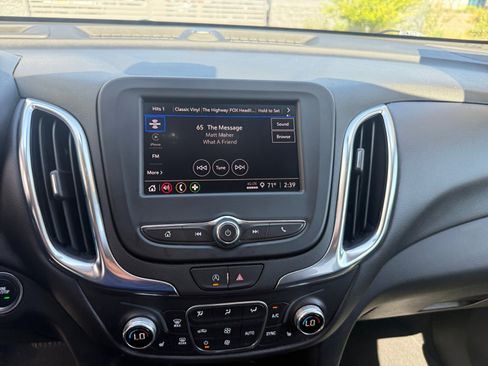 Used 2024 Chevrolet Equinox LT AWD/4WD image 22