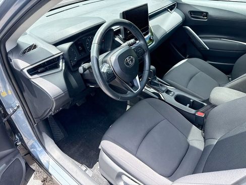 Used 2024 Toyota Corolla Cross LE w/ Moonroof Package AWD/4WD image 25
