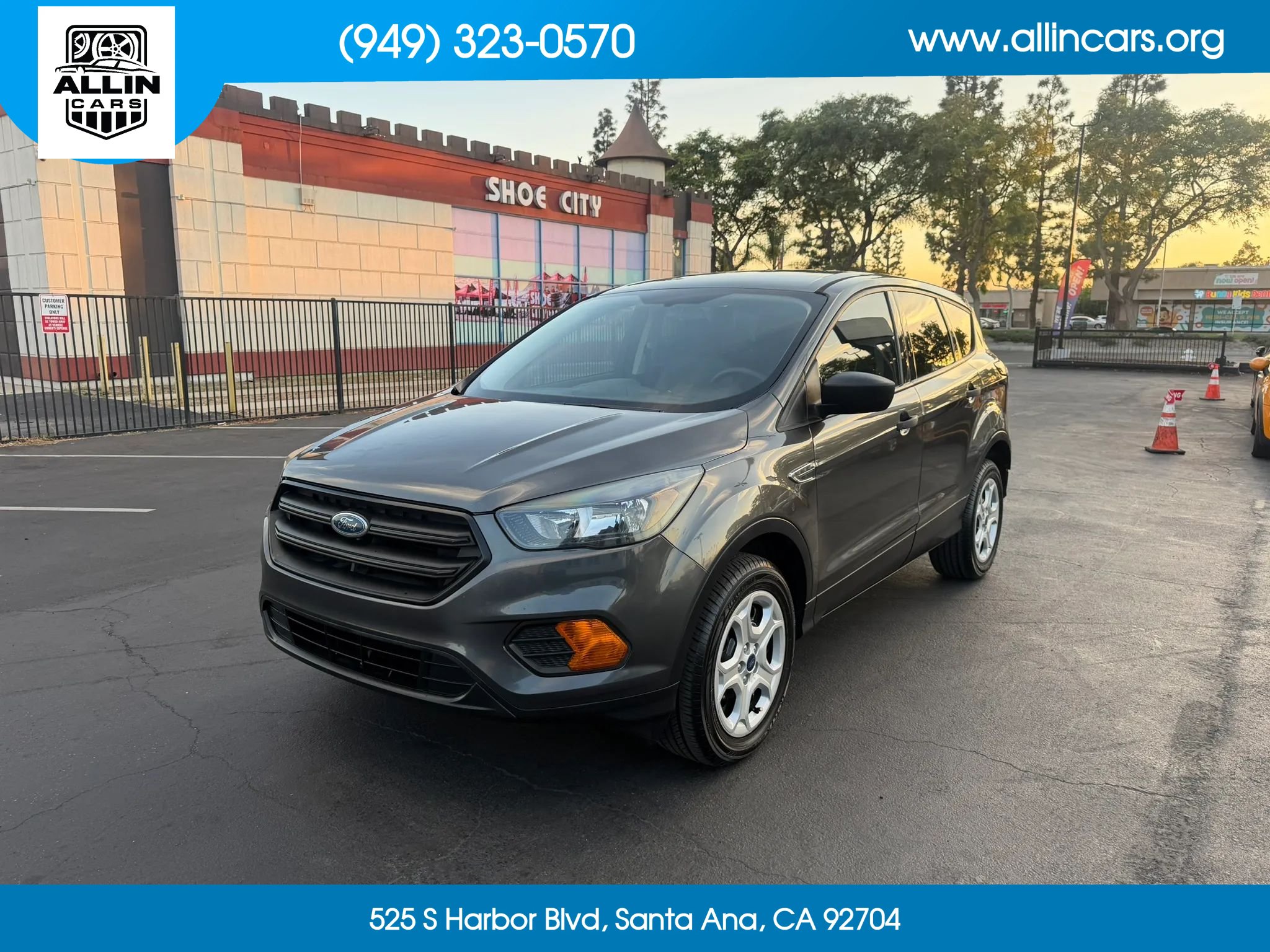 Used 2018 Ford Escape S FWD image 1