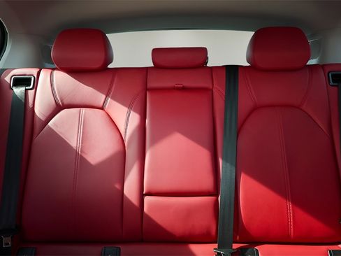 Used 2020 Alfa Romeo Stelvio Sport w/ Quick Order Package 22J Sport image 25