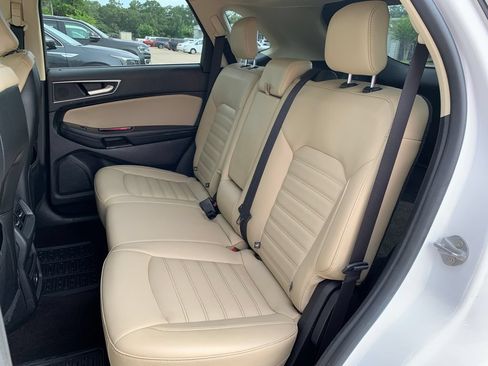 Used 2020 Ford Edge SEL FWD image 22
