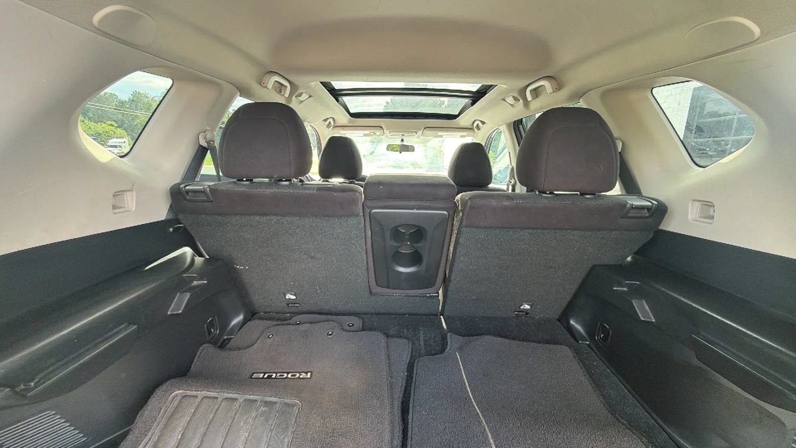 Used 2014 Nissan Rogue SV w/ SV Premium Package AWD/4WD image 59