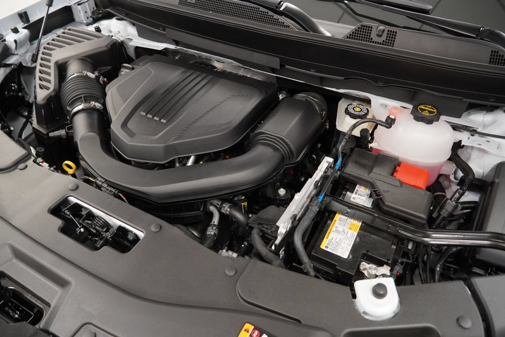 New 2027 Chevrolet Traverse RS w/ LPO, Floor Liner Package AWD/4WD image 43