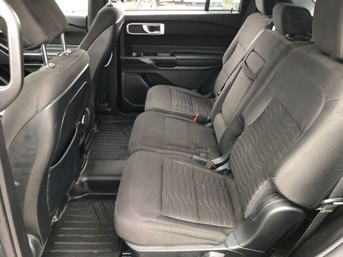 Used 2020 Ford Explorer XLT w/ Comfort Package AWD/4WD image 22