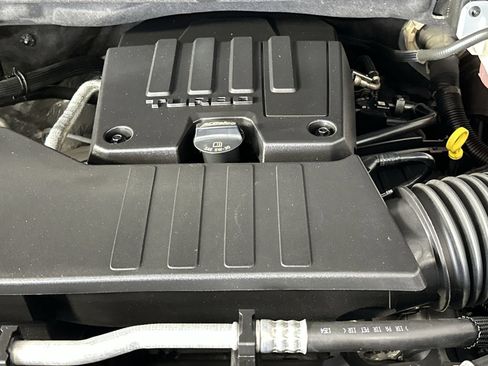 Used 2024 Chevrolet Silverado 1500 Custom RWD image 27