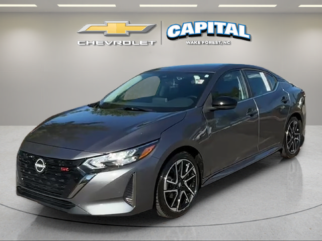 Used 2025 Nissan Sentra SR FWD image 1