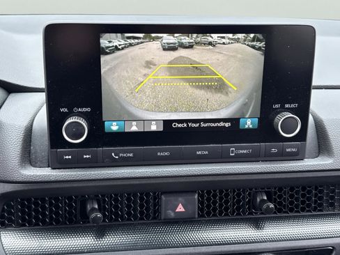 Used 2023 Honda CR-V Sport image 5