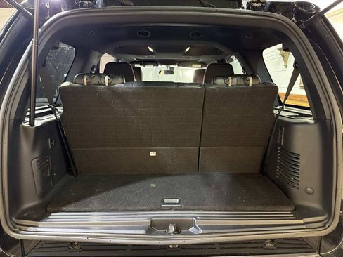 Used 2017 Lincoln Navigator Reserve image 14