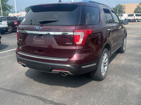 Used 2018 Ford Explorer Limited w/ Equipment Group 301A AWD/4WD image 7