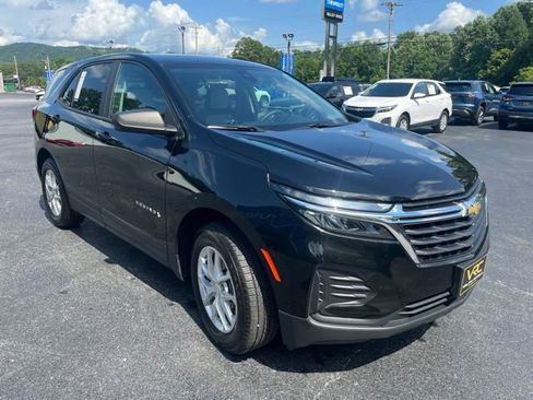 Used 2024 Chevrolet Equinox LS w/ LS Convenience Package AWD/4WD image 4