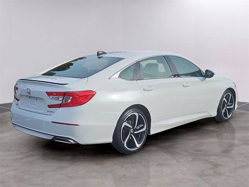 Certified 2022 Honda Accord Sport image 4