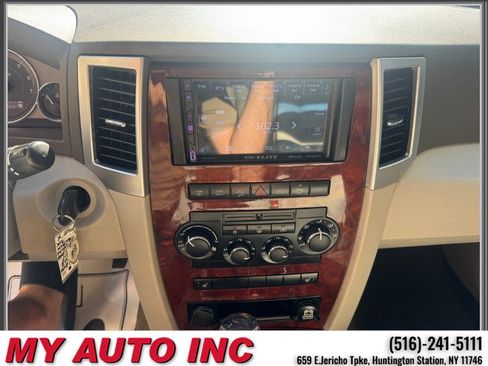 Used 2008 Jeep Grand Cherokee Overland AWD/4WD image 15