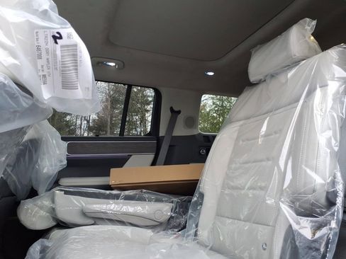 New 2026 Hyundai Santa Fe Calligraphy image 12