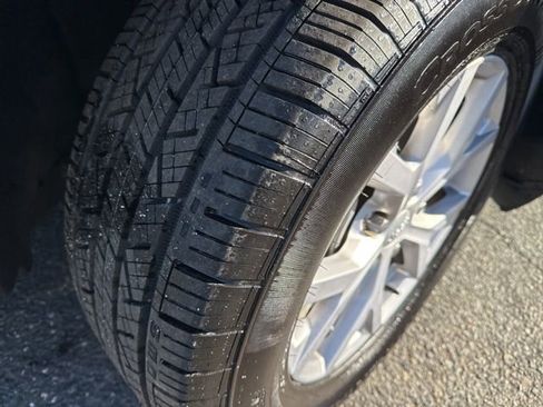 Used 2022 Jeep Grand Cherokee Limited w/ Luxury Tech Group II image 7