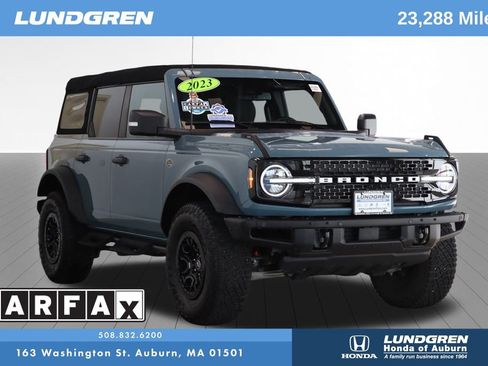 Used 2023 Ford Bronco Wildtrak image 1