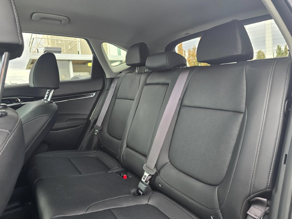 Certified 2026 Kia Seltos EX AWD/4WD image 18