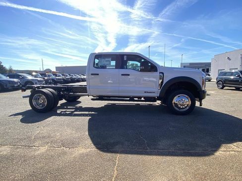 New 2026 Ford F450 XL RWD image 2