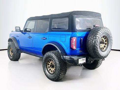 Used 2021 Ford Bronco Badlands image 5