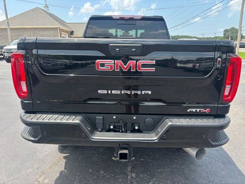 Used 2023 GMC Sierra 2500 AT4 w/ AT4 Premium Plus Package AWD/4WD image 6