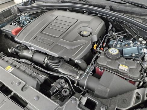 New 2026 Land Rover Range Rover Velar Dynamic SE image 19