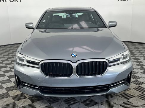 Used 2023 BMW 530i xDrive w/ Convenience Package AWD/4WD image 3