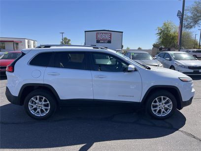 Used 2017 Jeep Cherokee Latitude w/ Comfort/Convenience Group