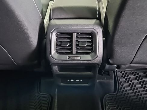 New 2026 Volkswagen Taos SEL AWD/4WD image 18