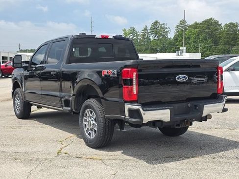 Used 2023 Ford F250 Lariat w/ Lariat Ultimate Package AWD/4WD image 3