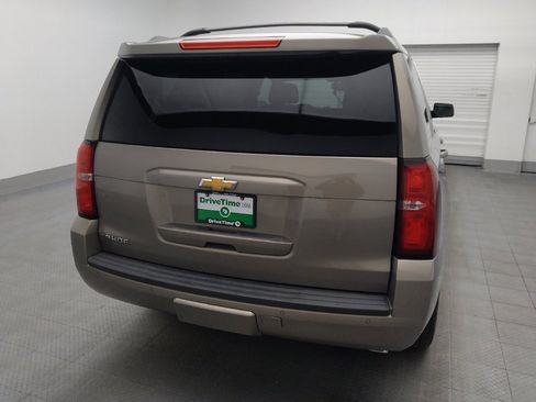 Used 2017 Chevrolet Tahoe LT w/ LT Signature Package image 7