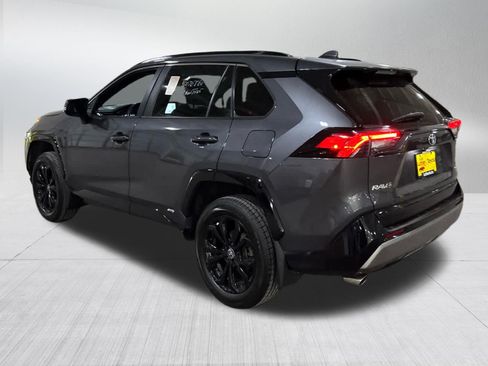 Certified 2024 Toyota RAV4 SE w/ Convenience Package AWD/4WD image 3