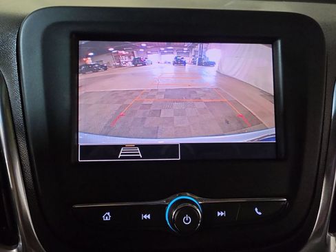 Used 2022 Chevrolet Equinox LT AWD/4WD image 23