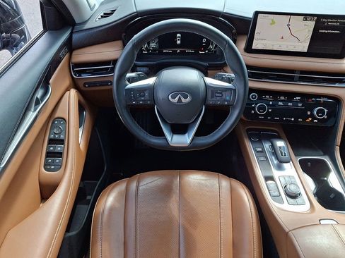 Used 2023 INFINITI QX60 Sensory w/ Vision Package AWD/4WD image 12