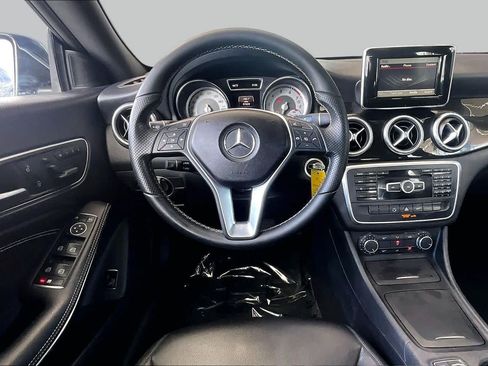 Used 2014 Mercedes-Benz CLA 250 image 5