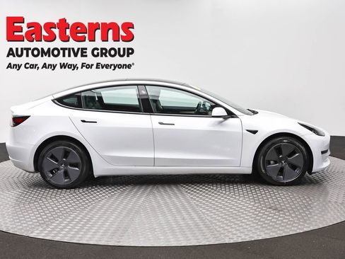Used 2023 Tesla Model 3 Standard Range RWD image 4