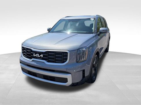 Used 2025 Kia Telluride S AWD/4WD image 5