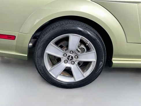 Used 2006 Ford Mustang GT Premium RWD image 30
