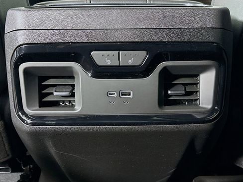 New 2026 GMC Sierra 2500 AT4 w/ AT4 Preferred Package image 27