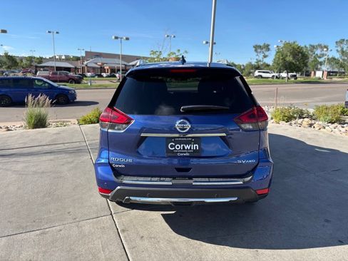Used 2019 Nissan Rogue SV AWD/4WD image 6