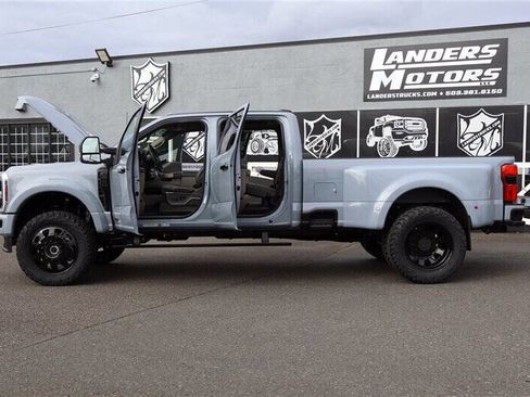 Used 2025 Ford F450 Platinum w/ Platinum Plus Package image 33