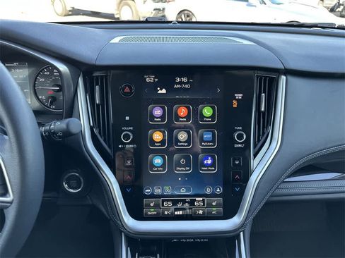 Used 2023 Subaru Outback Limited image 17