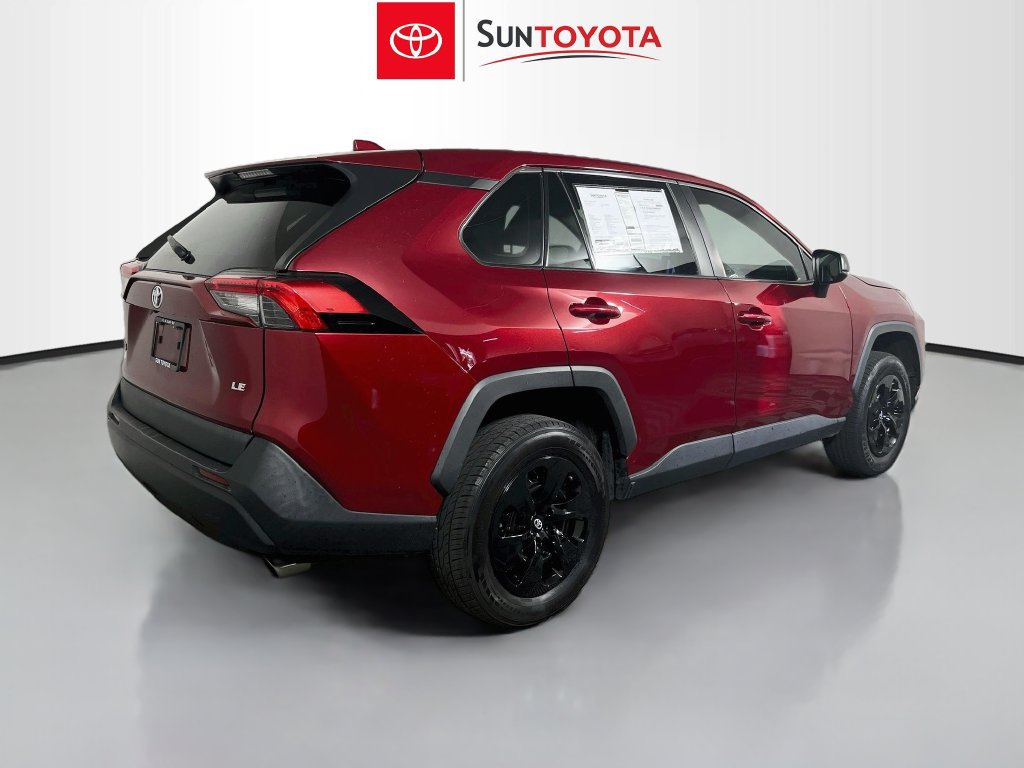 Used 2024 Toyota RAV4 LE FWD image 3