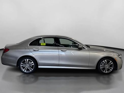 Used 2021 Mercedes-Benz E 350 4MATIC Sedan image 11