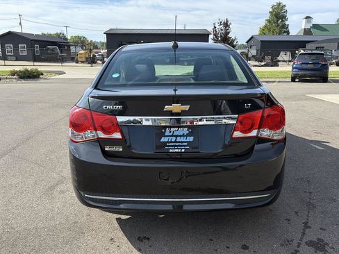 Used 2016 Chevrolet Cruze LT w/ RS Package FWD image 5