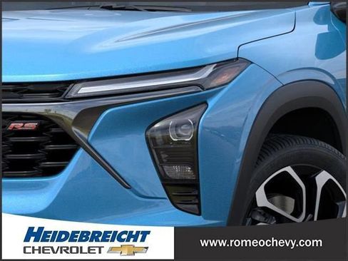 New 2025 Chevrolet Trax RS w/ Driver Confidence Package image 11