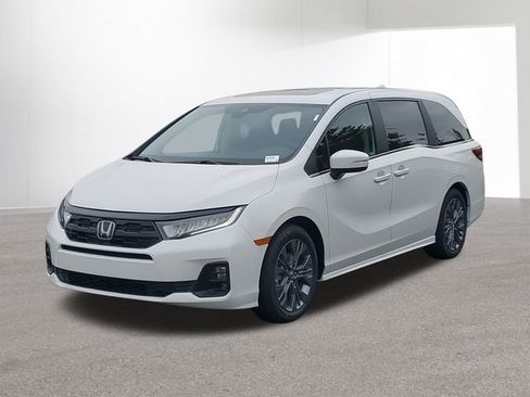 New 2026 Honda Odyssey Touring image 1