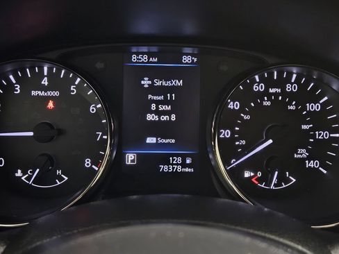 Used 2022 Nissan Rogue Sport S FWD image 12