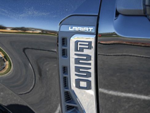 Used 2024 Ford F250 Lariat w/ Chrome Package AWD/4WD image 24